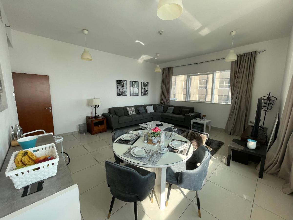 Bright Luxury 2Br Aprt Dubai Marina With Balcony Lägenhet Exteriör bild