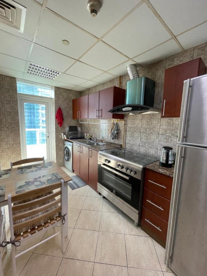 Bright Luxury 2Br Aprt Dubai Marina With Balcony Lägenhet Exteriör bild
