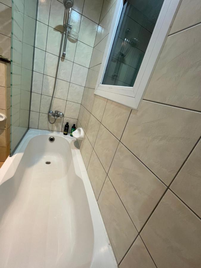 Bright Luxury 2Br Aprt Dubai Marina With Balcony Lägenhet Exteriör bild