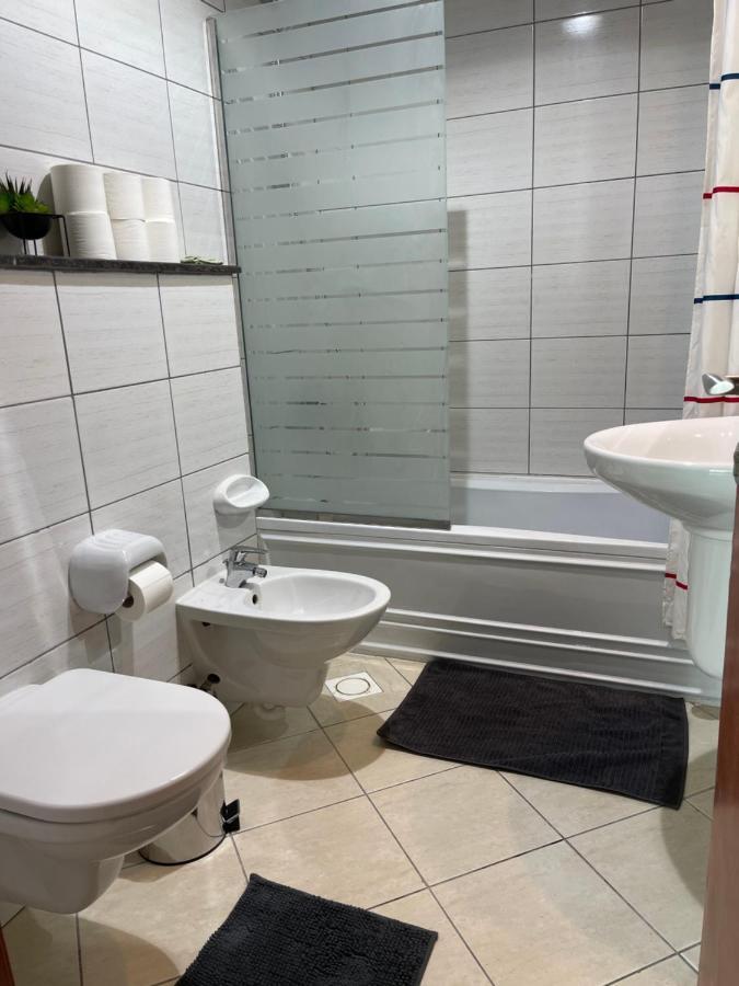 Bright Luxury 2Br Aprt Dubai Marina With Balcony Lägenhet Exteriör bild