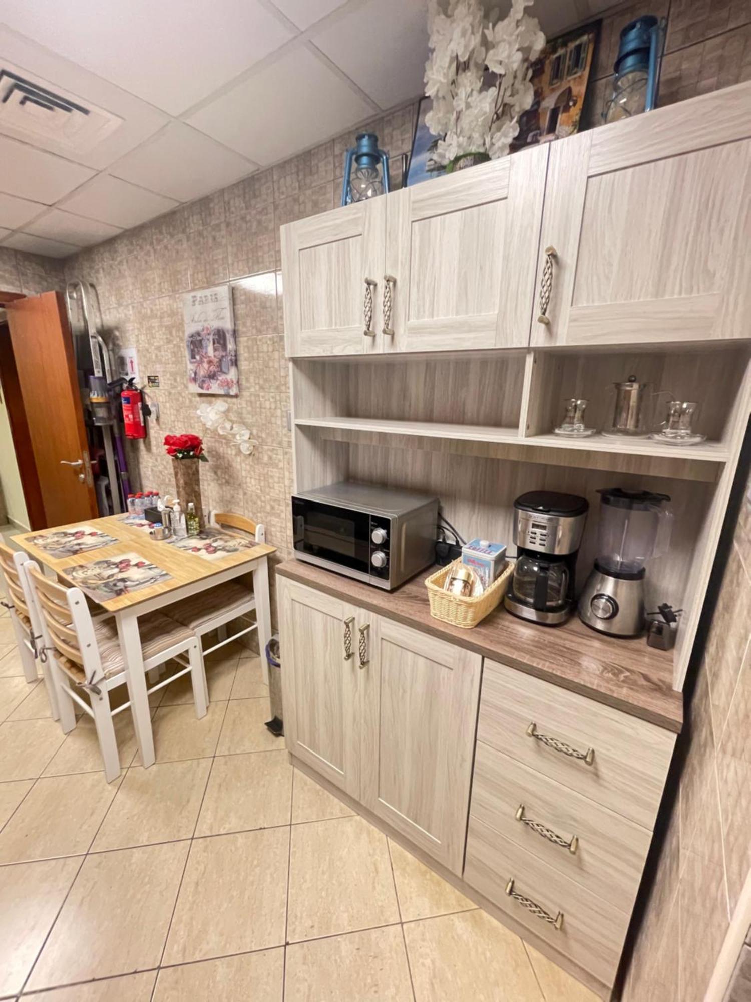 Bright Luxury 2Br Aprt Dubai Marina With Balcony Lägenhet Exteriör bild